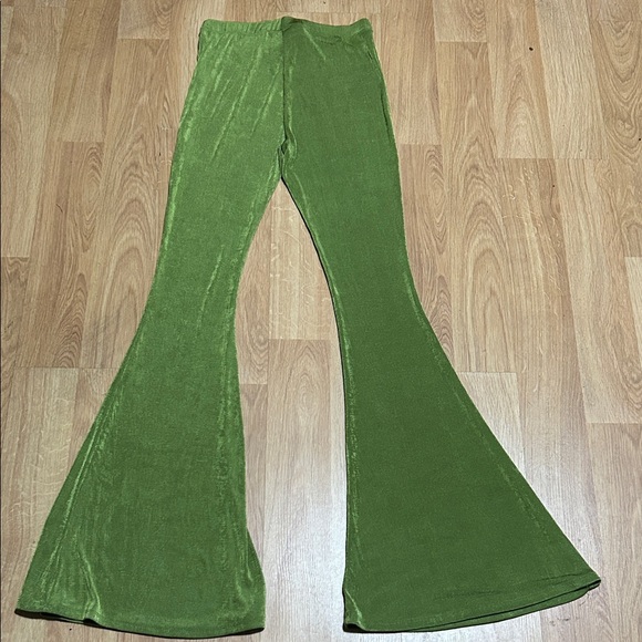 Princess Polly Green Flare Boogie Pants Size 6 NWT - Picture 5 of 5